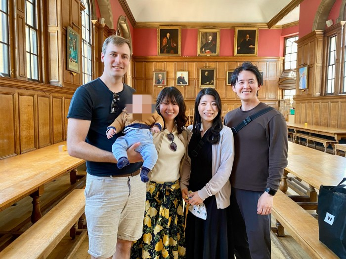 研究復帰期の6週間、オックスフォードで育児と家事のサポートをしてくれた弟夫婦と